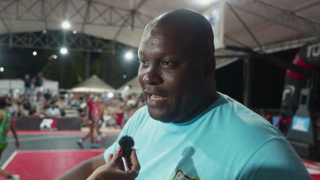 Arbitraje del RETO 3x3 en la cancha de playa de El Rodadero, Santa Marta 2026